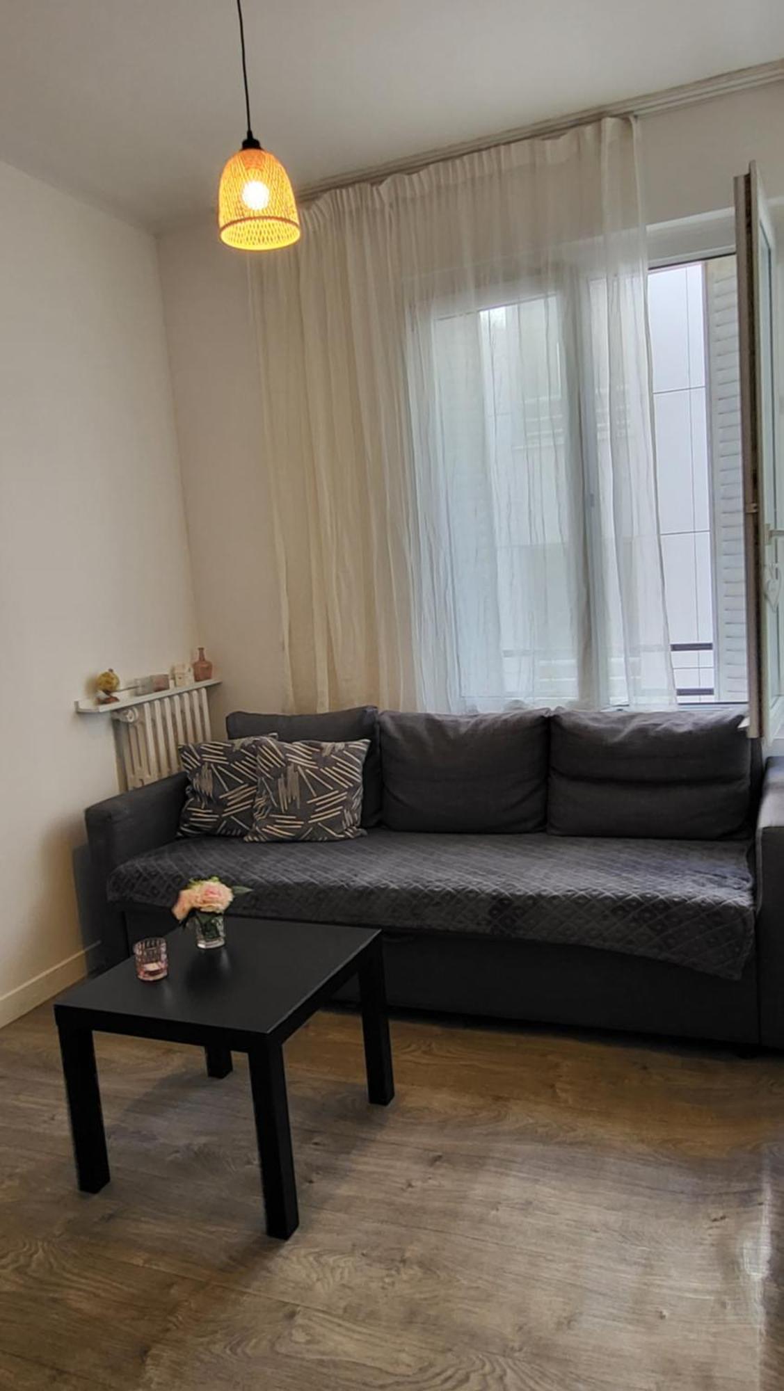 Apartamento Apparemment Parisien Exterior foto
